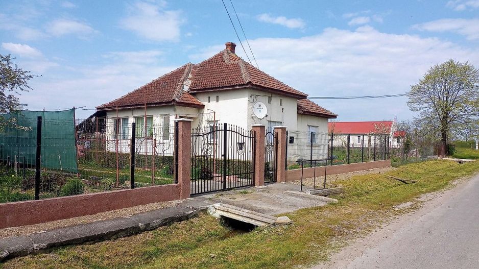 Casa de schimbare sau schimb cu apartament - Poză 2