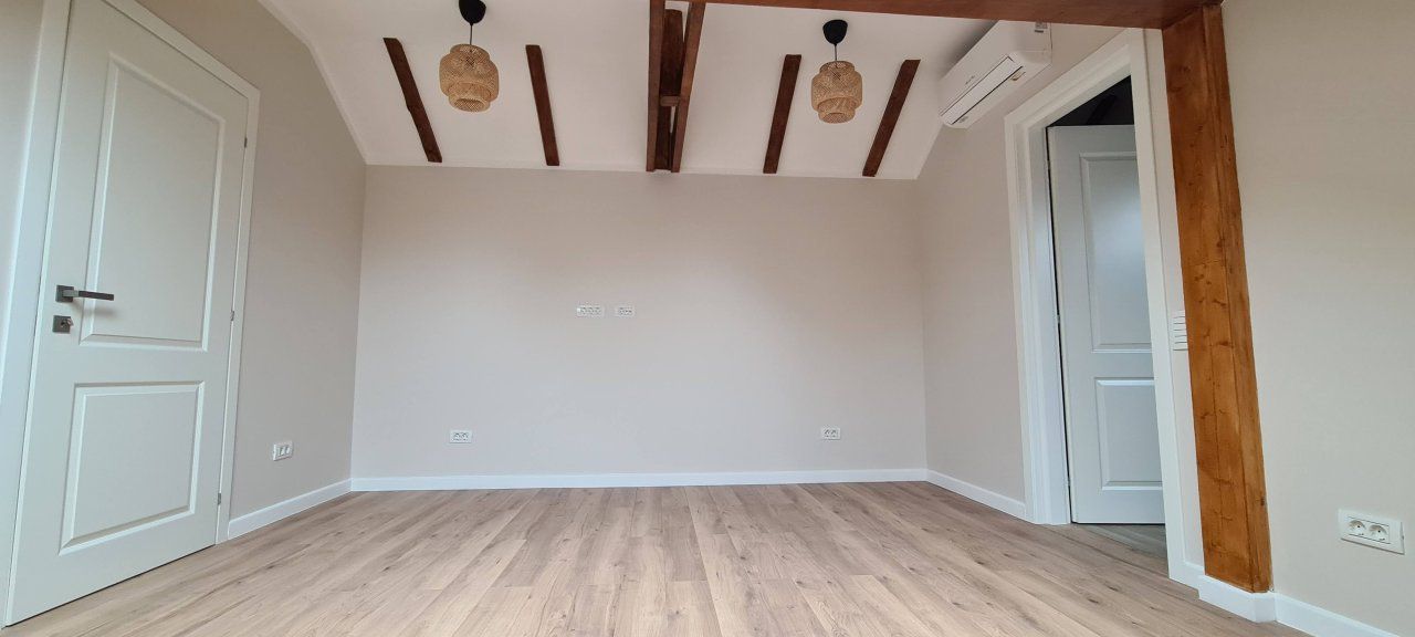 Bulevardul Dacia - Piata Romana | 4 Camere | 2 Bai | Parcare - Poză 15