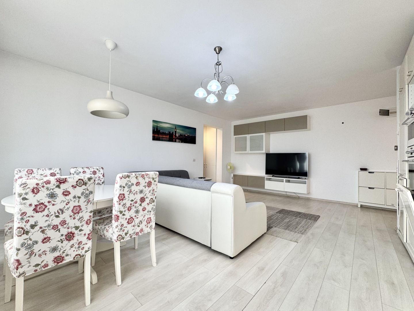 Apartament 3 camere Braytim + parcare proprie - Poză 7