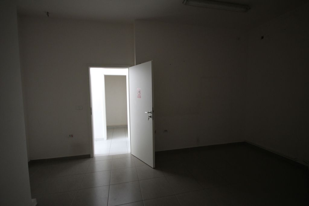 Spațiu comercial de 92mp în zona Ultracentral - Poză 13