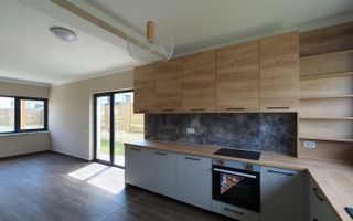 Casa individuală, 139mp,2 niveluri,balcon, parcare, semifinisata, Dezmir - Poză 9