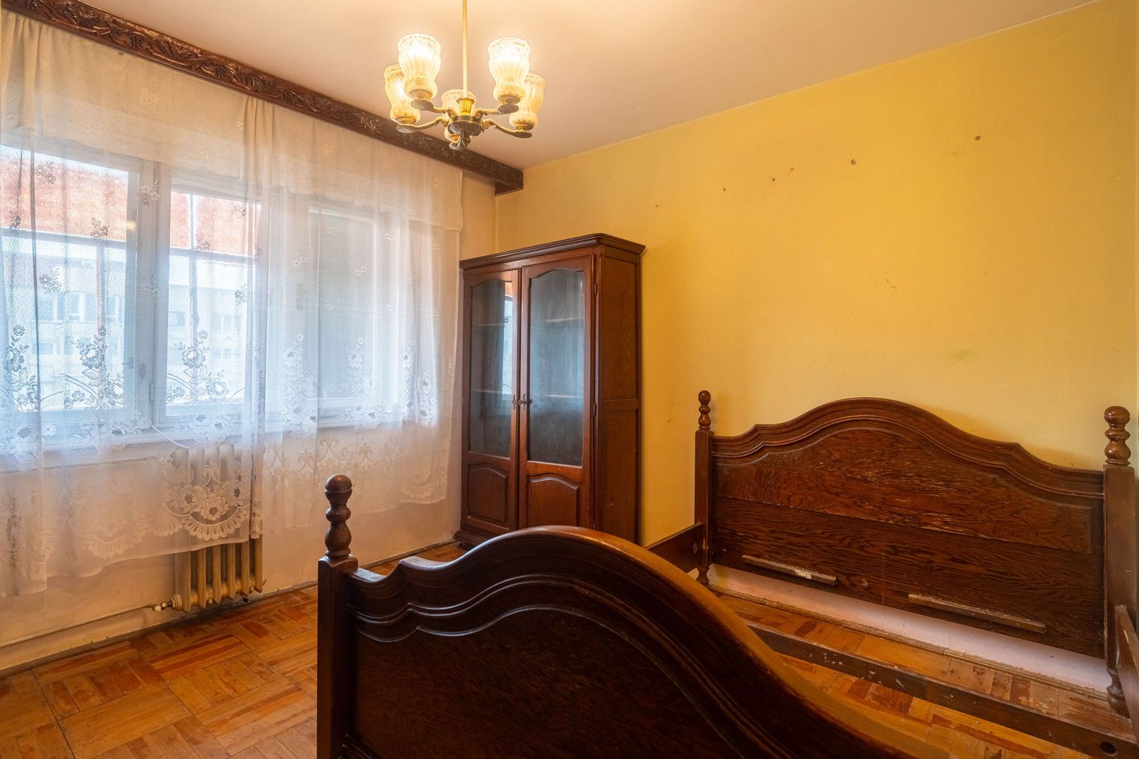 Apartament 3 camere - etaj 3 - bvd. Revolutiei - COMISION 0 - Poză 2