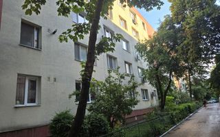 Apartament 3 camere etaj 2, Piata Rahova, bloc anvelopat de 4etaje - Poză 2