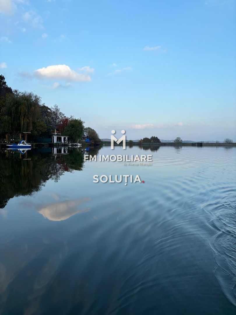 Cabană de vacanță lângă Lacul Mujdeni! - Poză 1