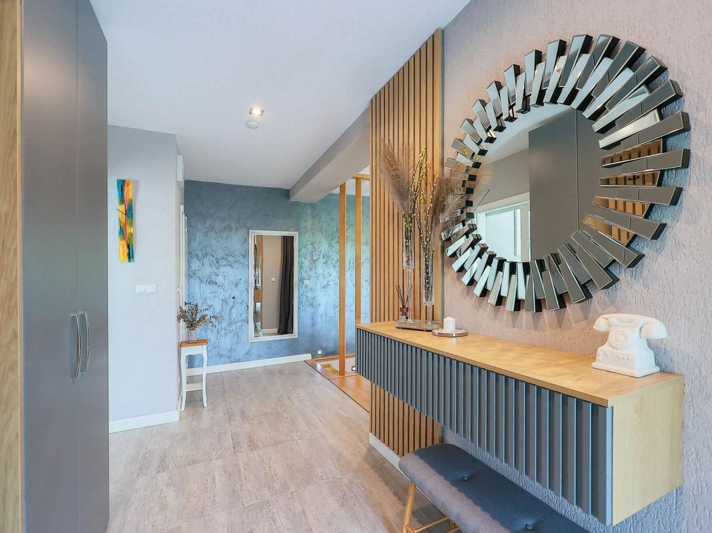 Vilă cu piscină, design mediteraneean. 410.000 E (neg, comision 0) - Poză 7