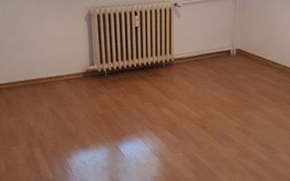 Închiriez apartament 3 camere, nemobilat, Piața Muncii, pentru locuit - Poză 4