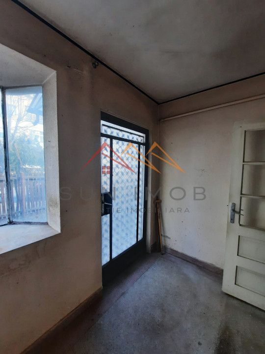 Casa 2 camere, central, 1962, teren 390 mp, Campina, Prahova - Poză 4