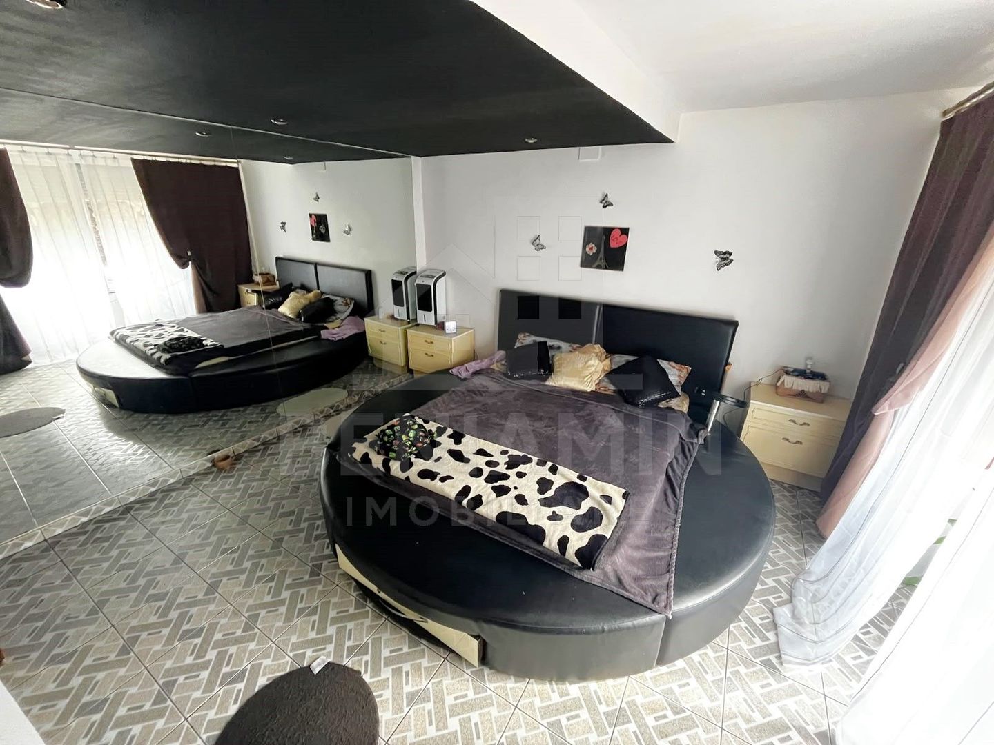 Casa Deosebita 3Camere 3Bai 1460mp Teren Garaj Piscina Bariera Valcii - Poză 7