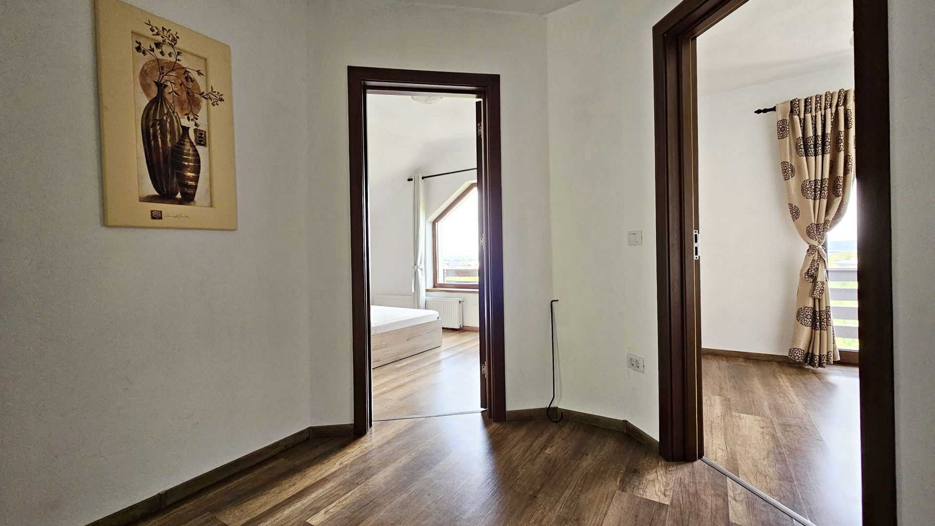 Vila noua-Sanpetru Dealul Lempes, zona verde si linistita - Poză 7