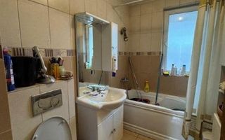 Apartament 2 camere cu 3 balcoane și parcare – Florești, zona Eroilor - Poză 12