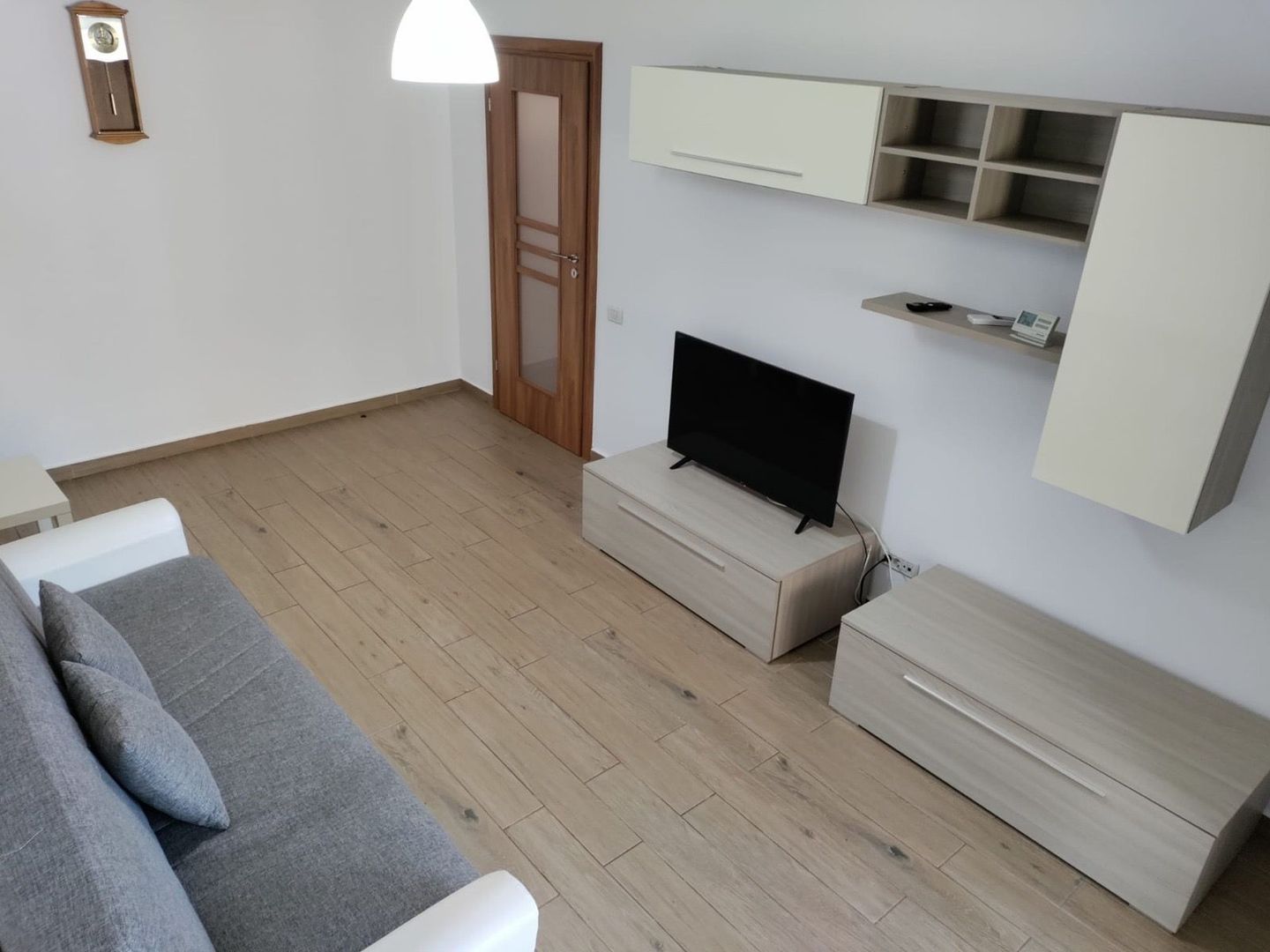 Apartament doua camere de inchiriat Zona Metalurgiei - Poză 2