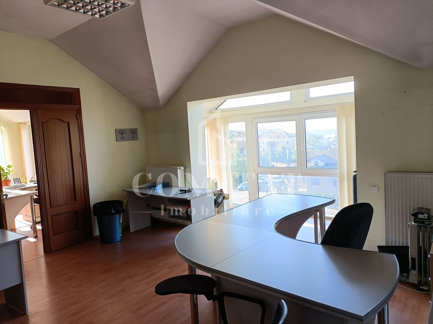 Apartament 5 camere | 148mp | Zona Becas - Poză 1