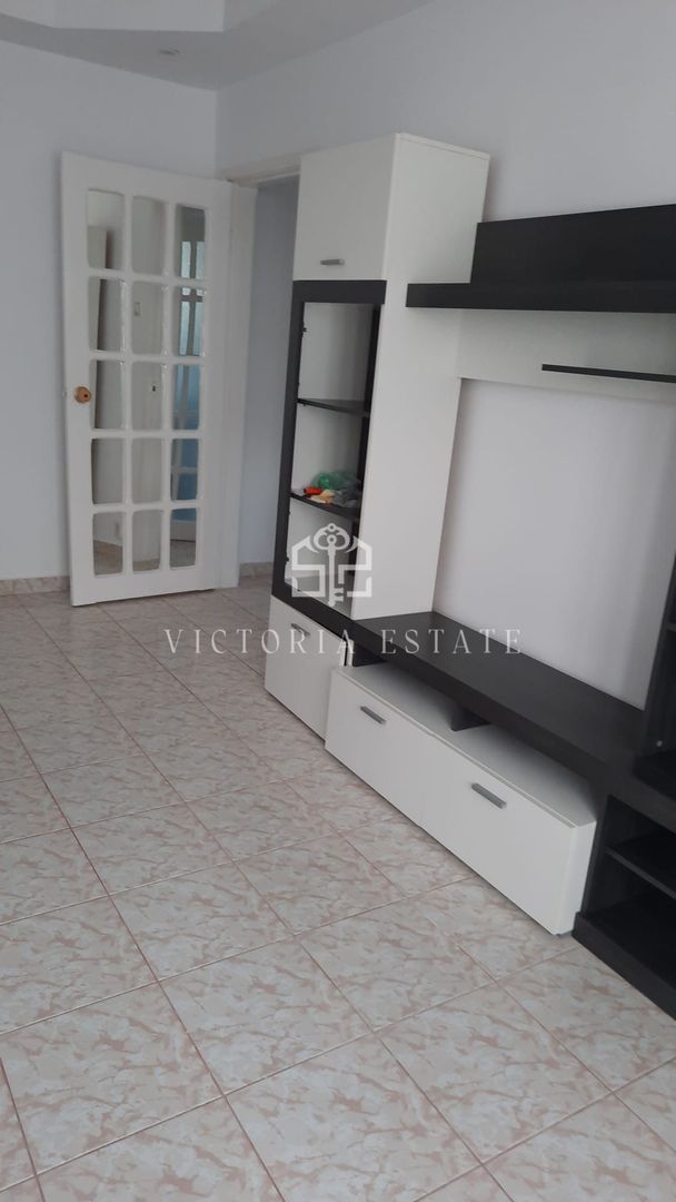 Apartament 2 camere,etaj 2,vest.disponibil - Poză 1