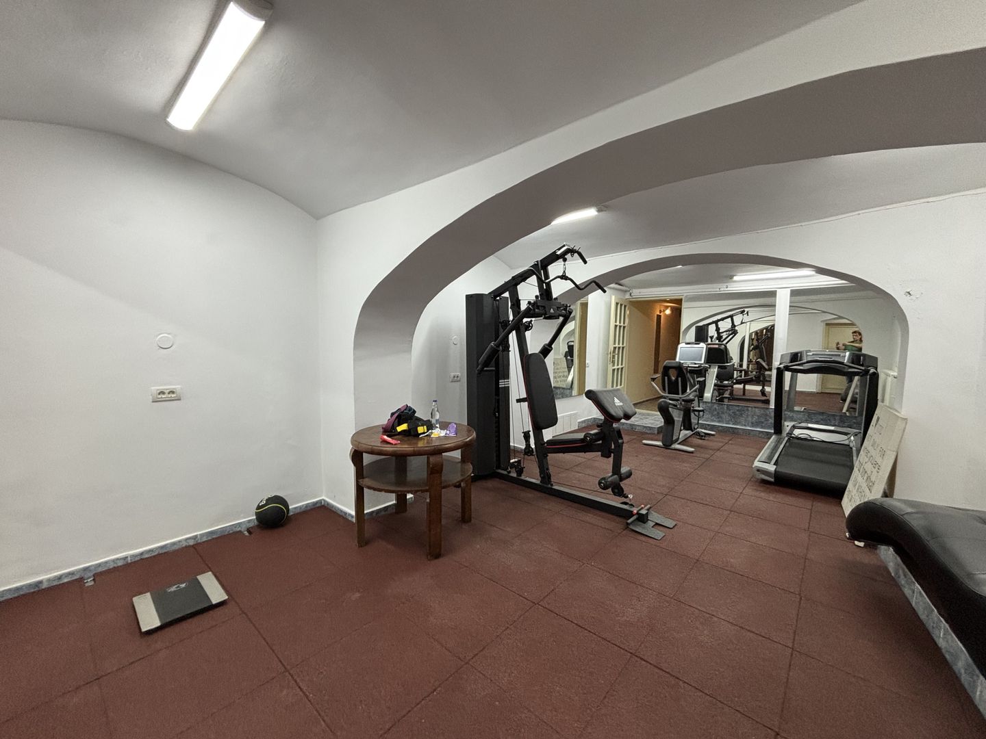 Apartament privat la casa la 5 minute de Piața Victoriei - Poză 19