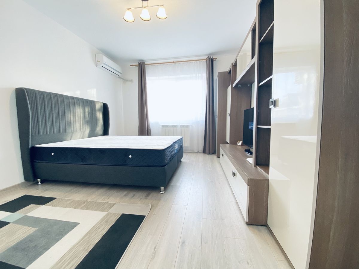 Parcul Carol - Primaria Sector 5, bloc nou, centtrala proprie, tot nou - Poză 2