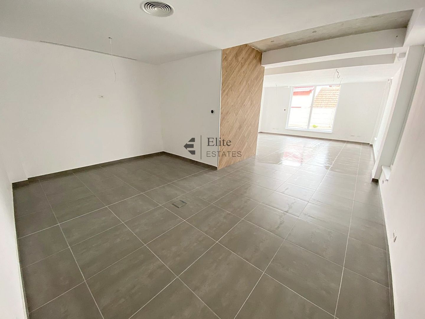 Spatiu Comercial de inchiriat zona Decebal Prima Shops - Poză 2