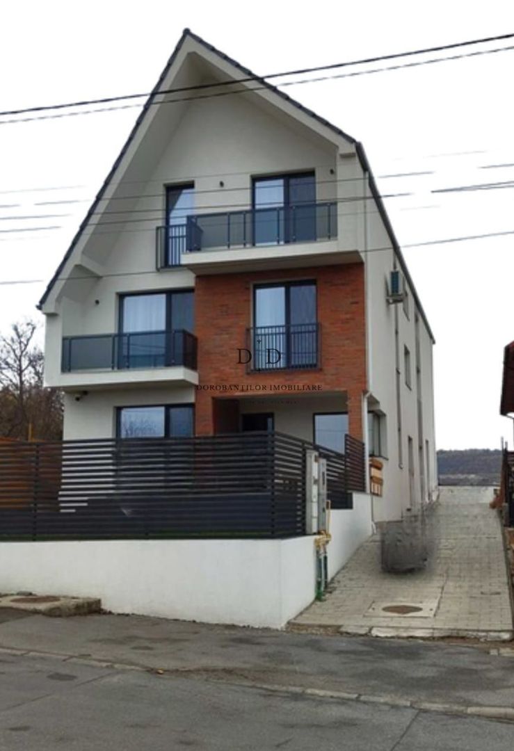Vânzare Duplex semifinisat | Teren 696 MP | Cartier Dambul Rotund - Poză 1