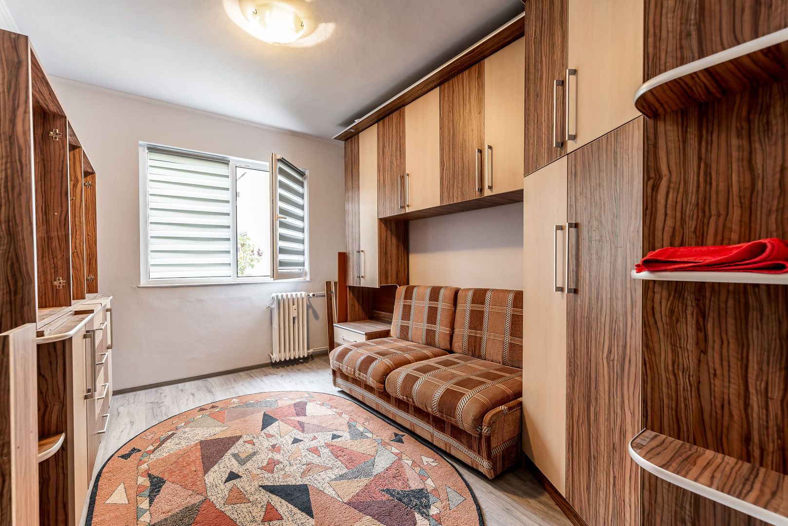 🏡 APARTAMENT 2 CAMERE | ETAJ 1 | ZONA LEBĂDA - Poză 3