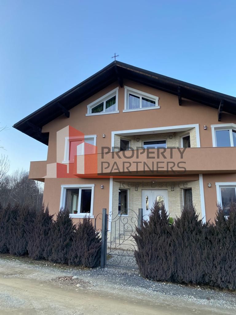 Vila de locuit in Bran/Predelut cu panorama superba. - Poză 7