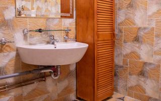 Conac cu piscina - 1810 mp - Poză 15