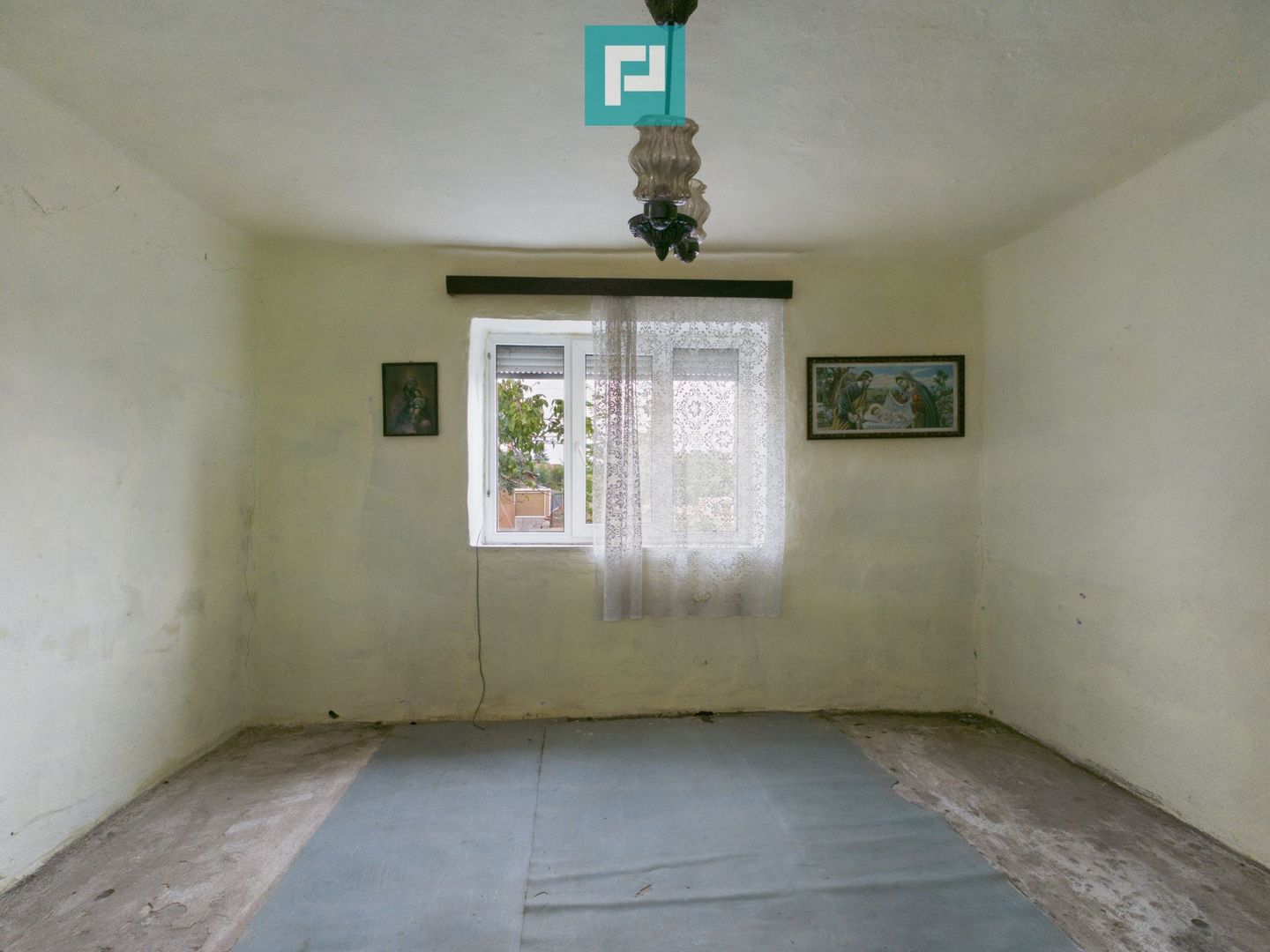Casă  2 corpuri și 4 camere teren 1440 mp în Macea - Poză 12