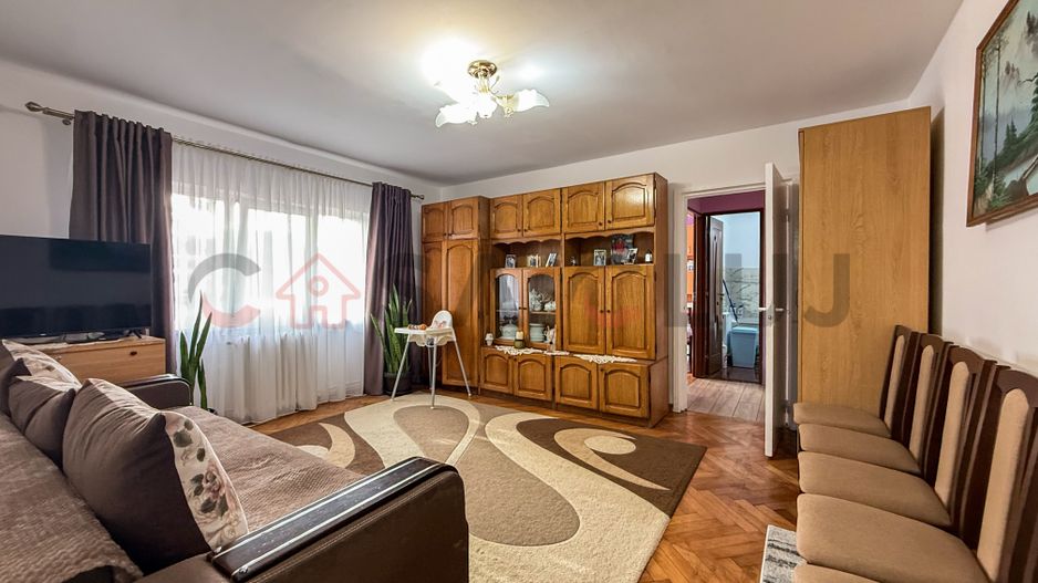 Apartament cu 2 camere, zona FSEGA - Poză 2