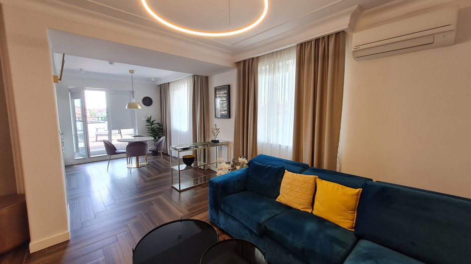 Elegantă și prestanță - Poză 11