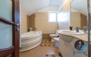 Casă/Vilă de vânzare, Luncani, Jud Bacău - Poză 12