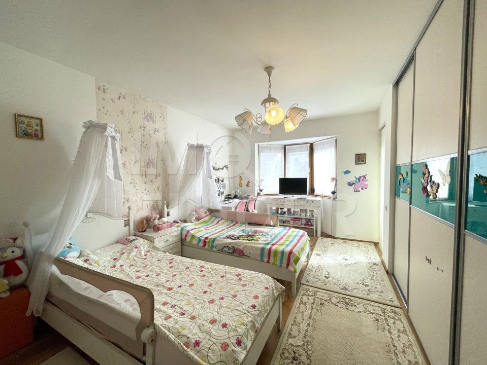 Vanzare casa individuala in Andrei Muresanu, teren 912 mp - Poză 11