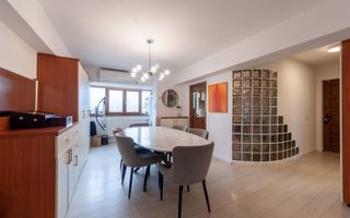 Apartament ultracentral - mobilat si utilat - Zona Centrală - Poză 1