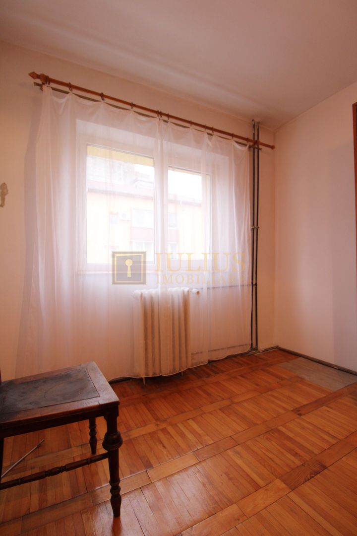 3camere, ideal pentru cei ce doresc sa renoveze de la zero un apartament. - Poză 11