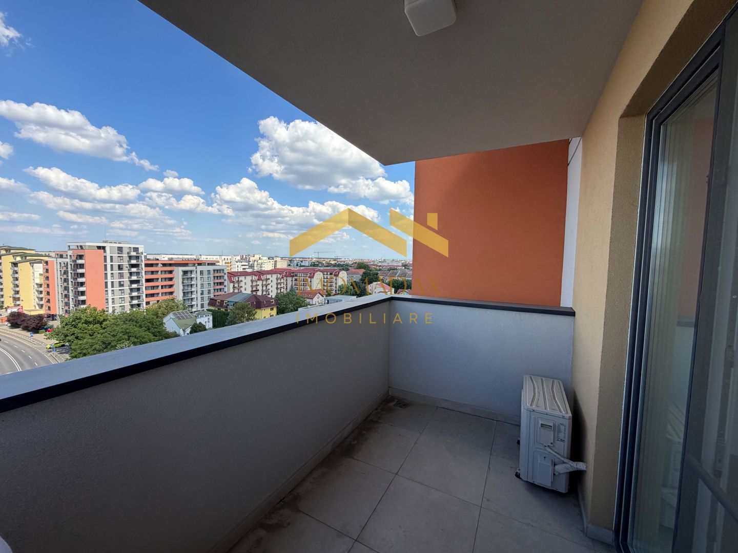 Aradului-3 Camere-2 Balcoane - Poză 17