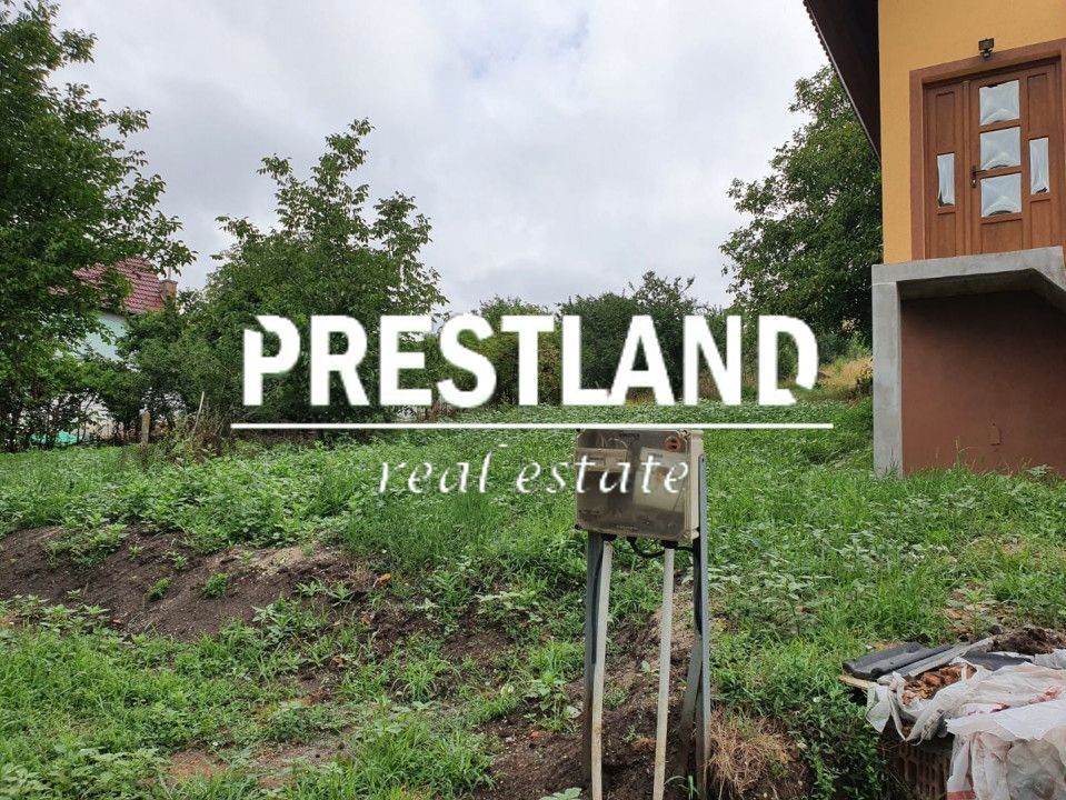 Teren intravilan construcții casă-2.607 mp. - Poză 2