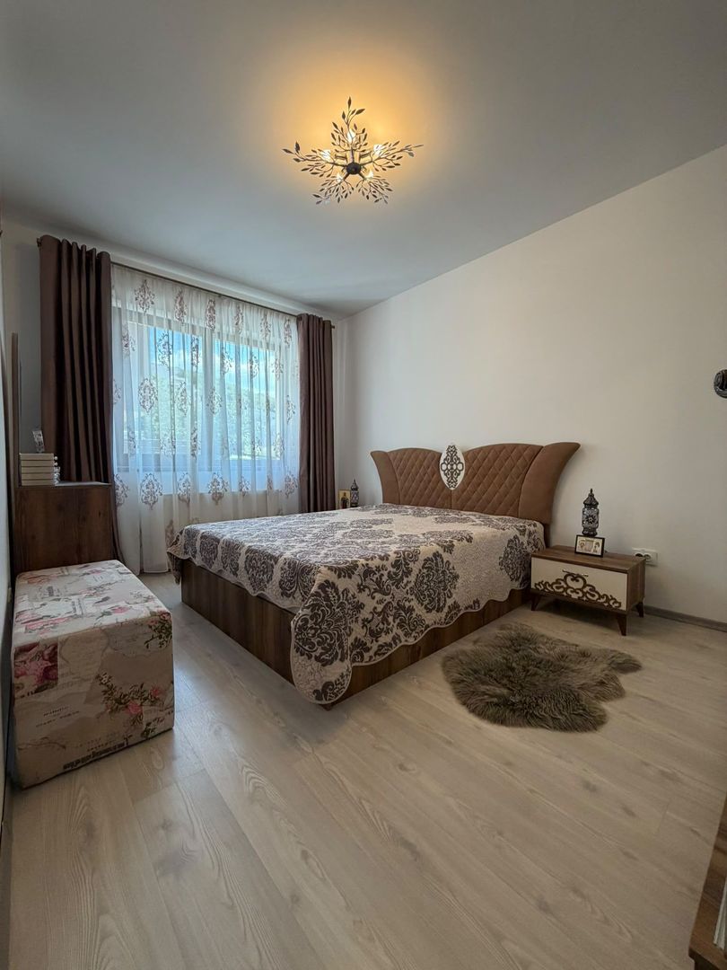 Apartament 3 camere, curte, boxa, parcare, Sub Cetate - Poză 11