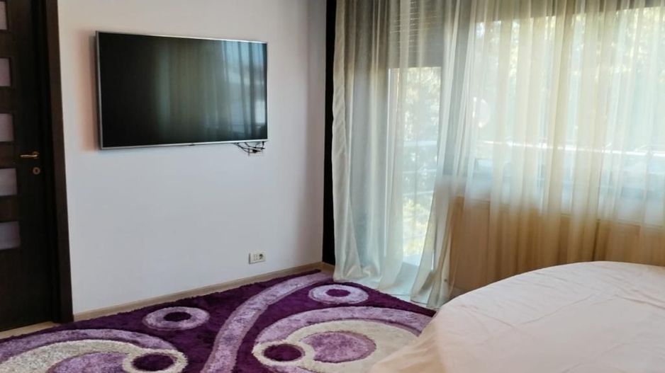 Vila 5 camere cu piscina,teren 618mp,constr.2011,Colentina-Andronache - Poză 13