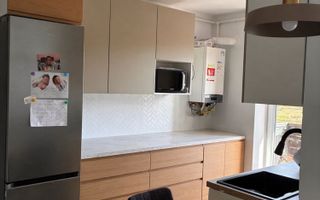 Apartament 2 camere, imobil nou, complet mobilat, parcare si boxă. - Poză 1
