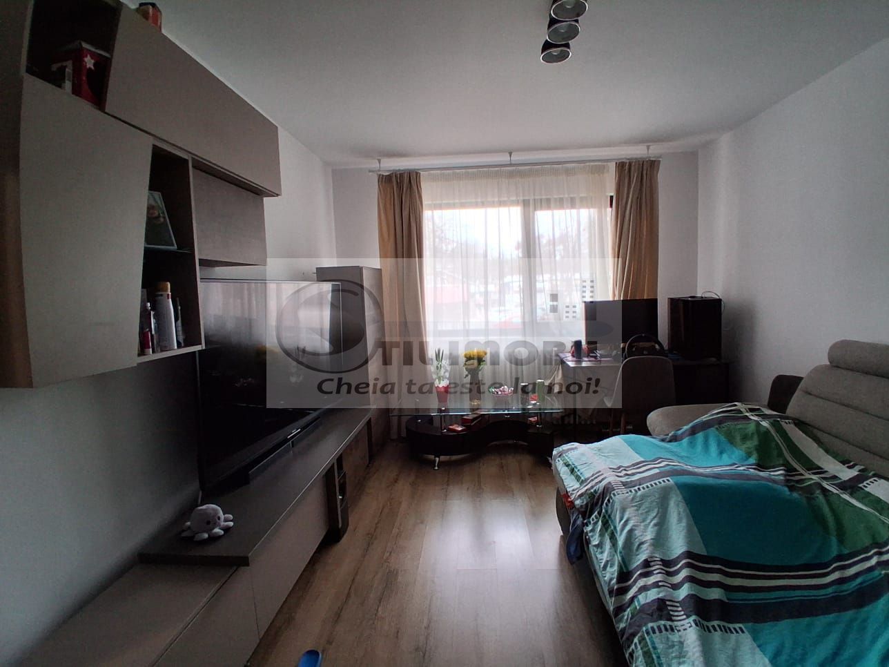 Apartament cu 3 camere decomandat in Tatarasi - 89.900 euro Negociabil - Poză 1