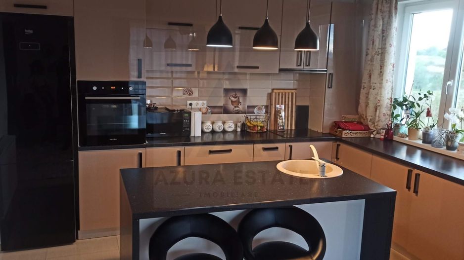 Apartament modern 3 camere 2 bai si 2 locuri de parcare in Selimbar - Poză 7