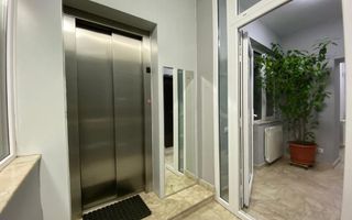 Apartament -220mp + terasa 200mp sector 4 Pasaj Marasesti an bloc 2000 - Poză 2