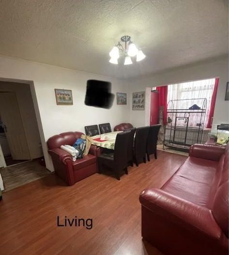 Ag EUROPA vinde ap 2 cam MOBILAT 42mp Etaj 3 pe Botizului. - Poză 3