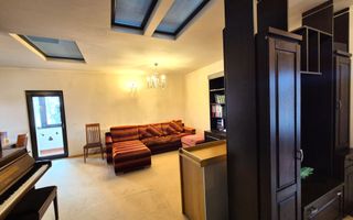 Comision 0 - Apartament în vilă, spațios, priveliște spre cabana Postăvaru - Poză 9