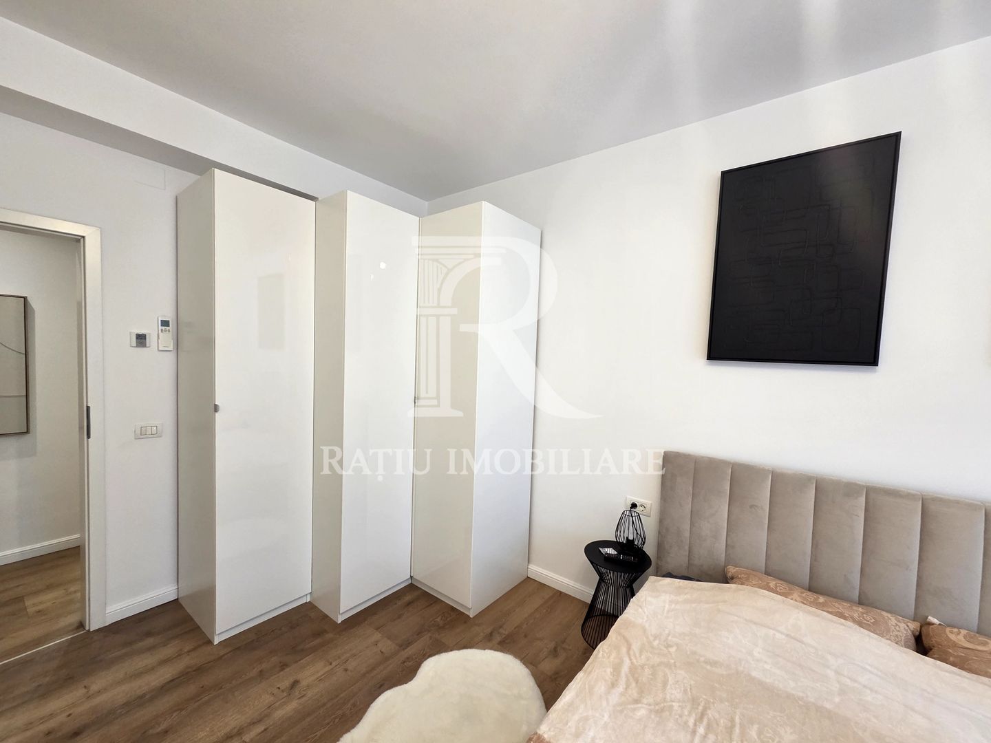 Apartament cu 3 camere | Etaj 1 | Ultracentral |  Oradea - Poză 10