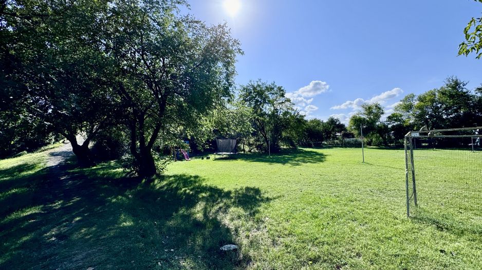 Hotel 20 camere Delta Dunarii 50 m deschidere teren 6000 mp acces auto - Poză 65