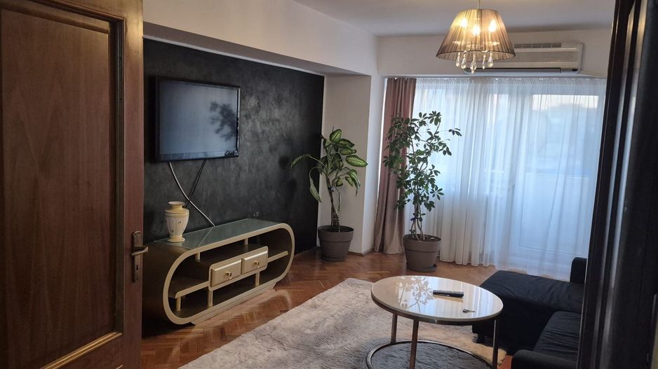Piata Alba Iulia Rond Apartament 3 camere - Poză 1