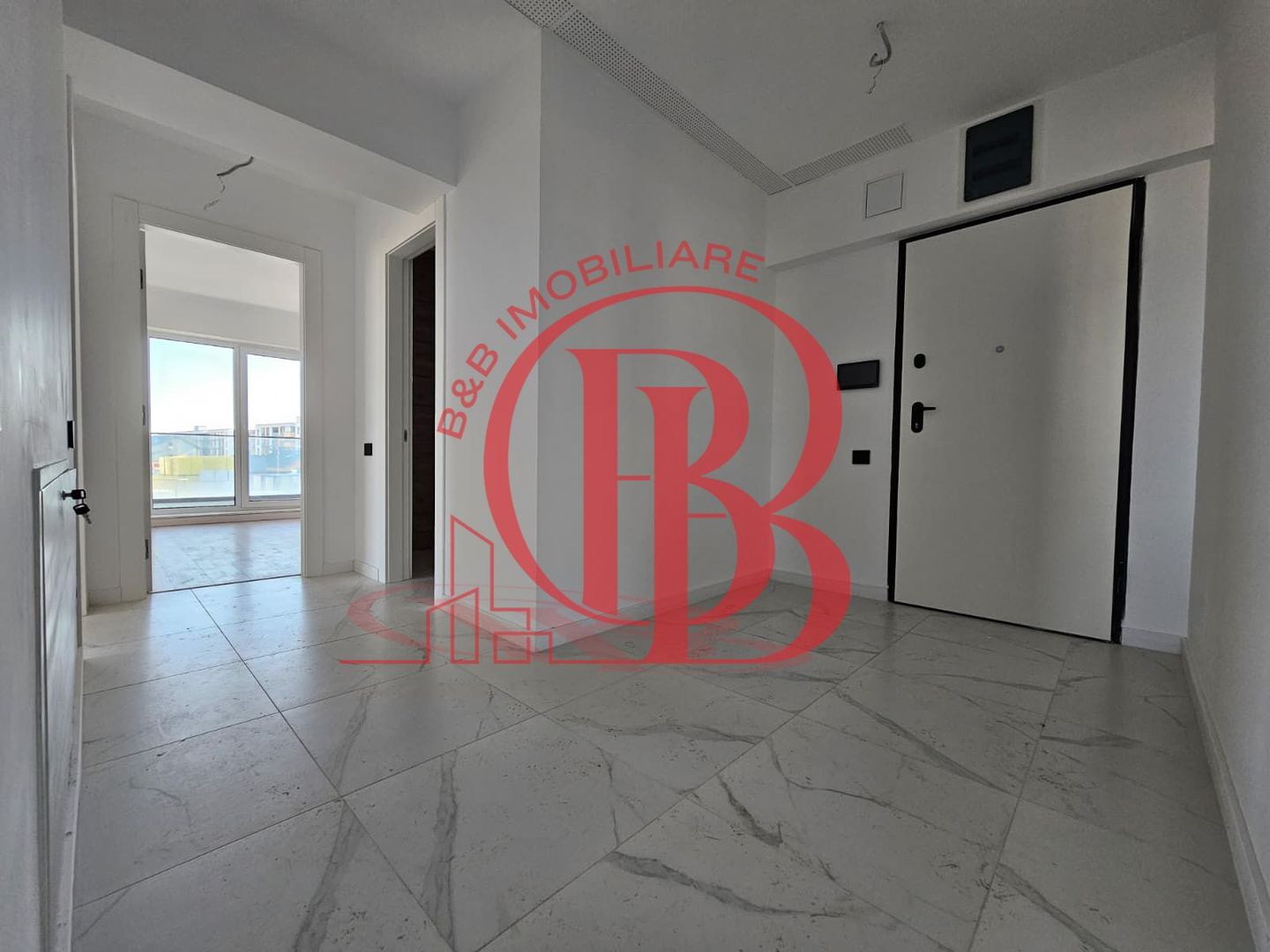 4 camere finalizat Complex Premium-piscina - pista alergare in incinta - Poză 1