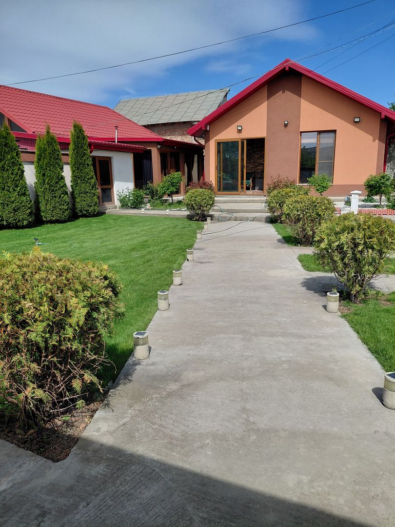 Casă complet utilată cu curte de poveste – la câteva minute de Galați! - Poză 6