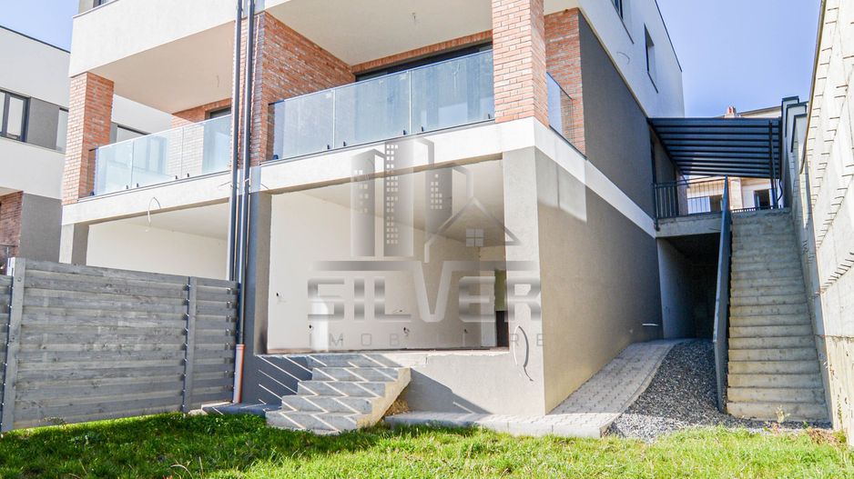 Casa moderna de tip Duplex cu Panorama asupra Clujului in cartier Iris - Poză 1