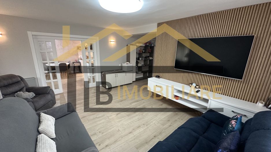 Casa de 4 camere, 200mp, parcari, Zona Unirii - Poză 3