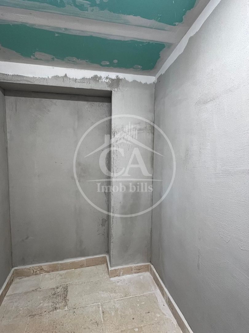 Casă de vânzare P+E+M cu 7 camere in Cartierul Grigorescu, Oradea - Poză 24