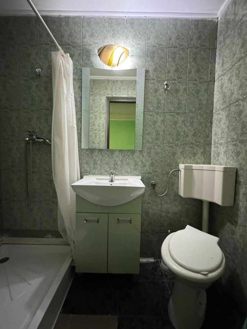 Hotel de inchiriat, 25 camere, 25 bai, receptie,T719 - Poză 14